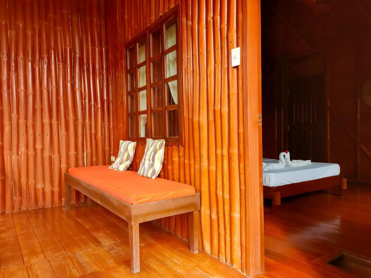 Winyanz Tambayan Tourist Inn Сикихор Экстерьер фото